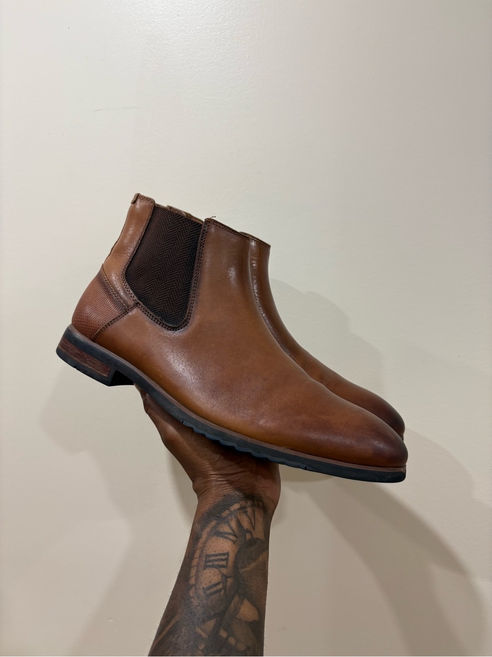 Classic Steve Madden Chelsea Boots